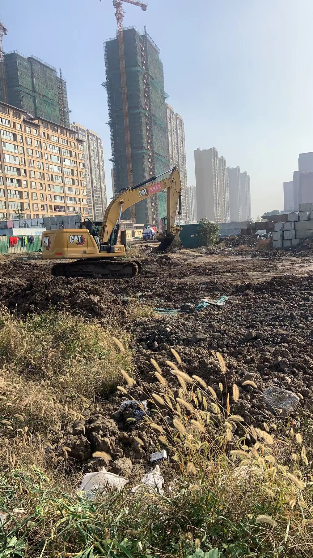 高郵鹽河之心項目A2地塊土（石）方挖運、回填工程